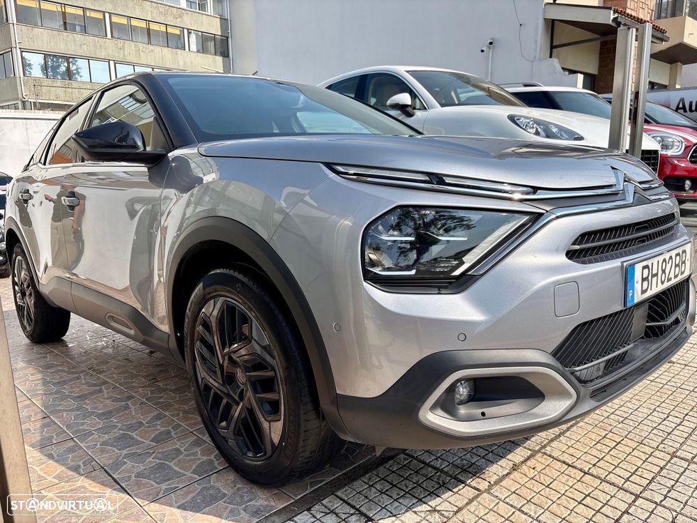 Citroën C4 1.2 PureTech Shine - 1