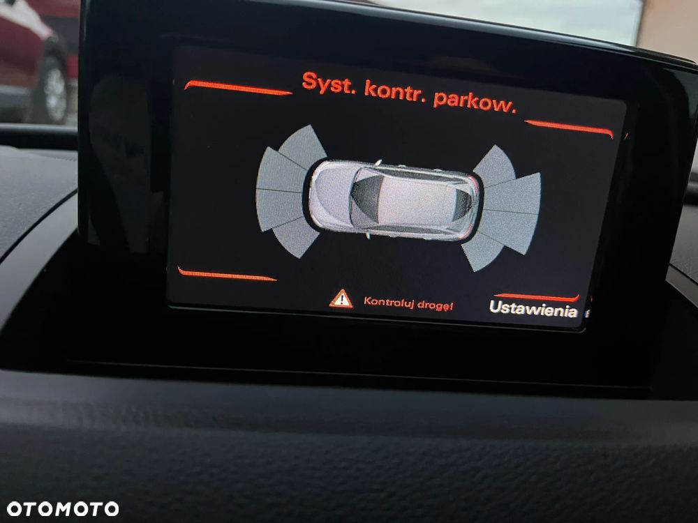 Audi Q3 2.0 TDI Sport - 11