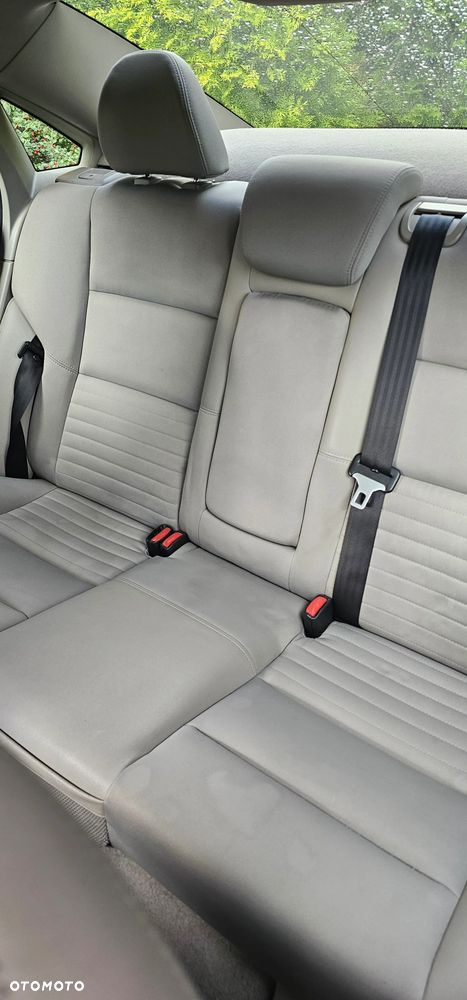 Volvo S40 2.0D Kinetic - 9