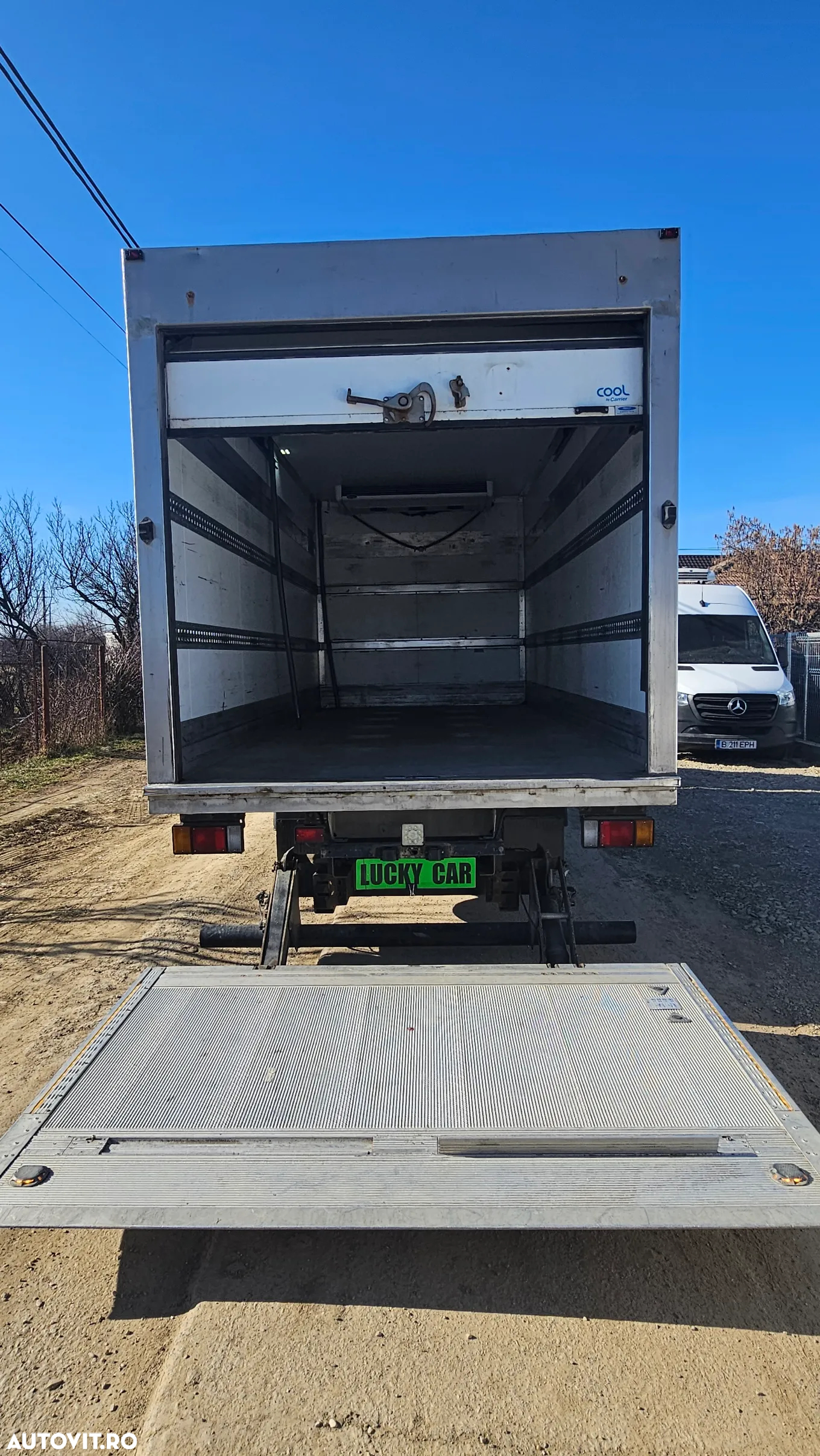 Isuzu N35 Frigorifica / cat B / LIFT - 4