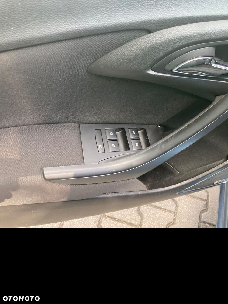 Opel Astra 1.6 CDTI DPF ecoFLEX TourerStart/Stop Exklusiv - 12