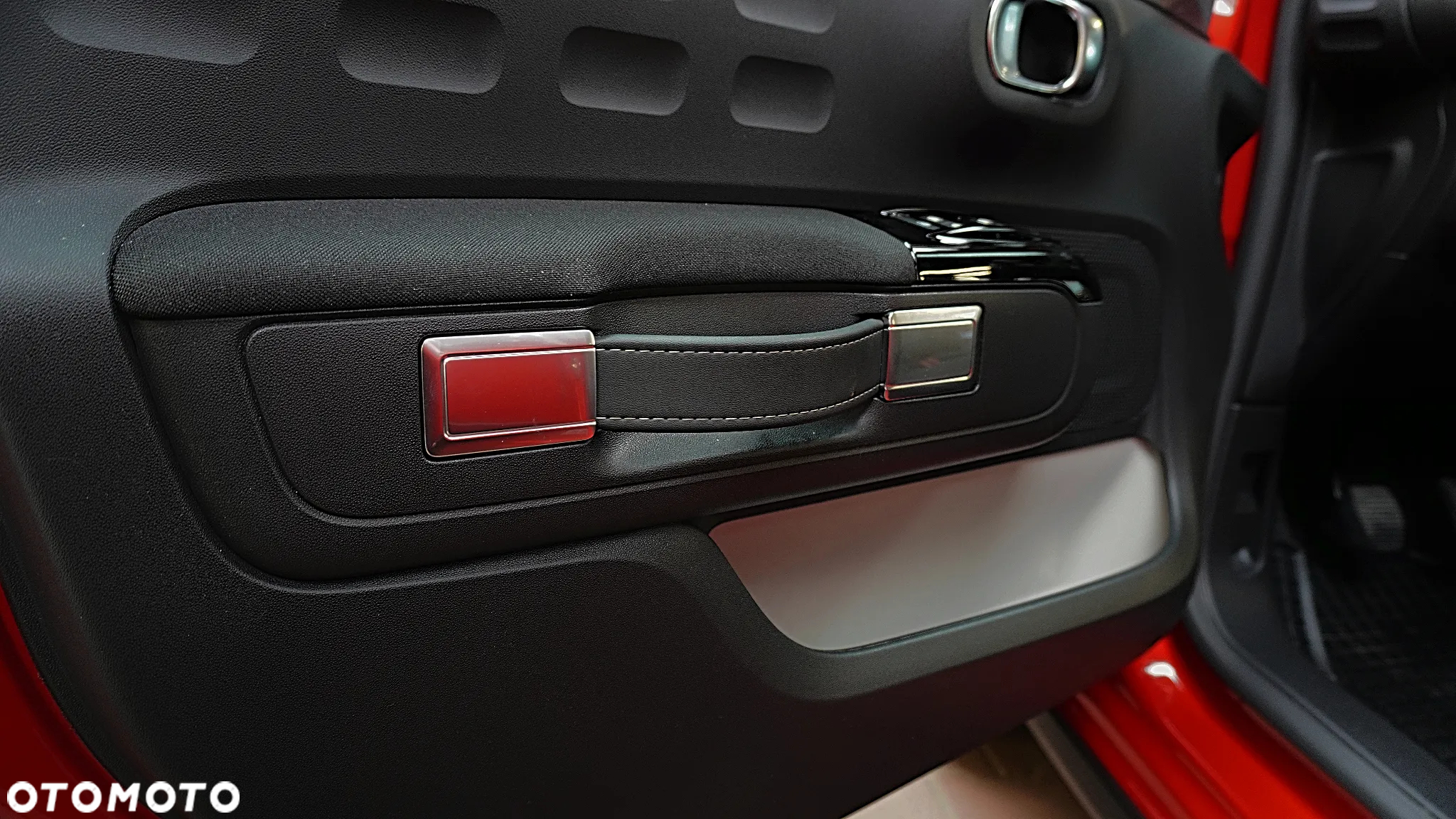 Citroën C3 1.2 PureTech Shine - 22