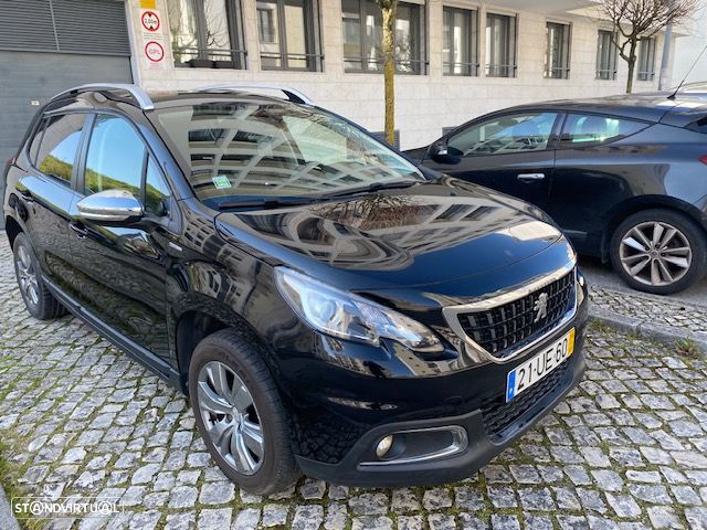 Peugeot 2008 1.2 PureTech Style - 3