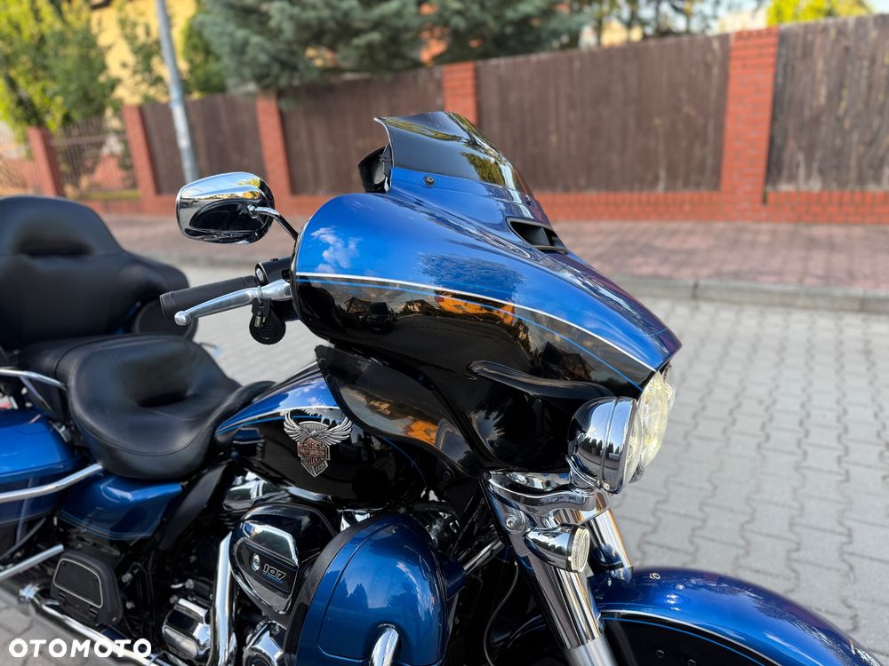 Harley-Davidson Touring Ultra Limited - 4