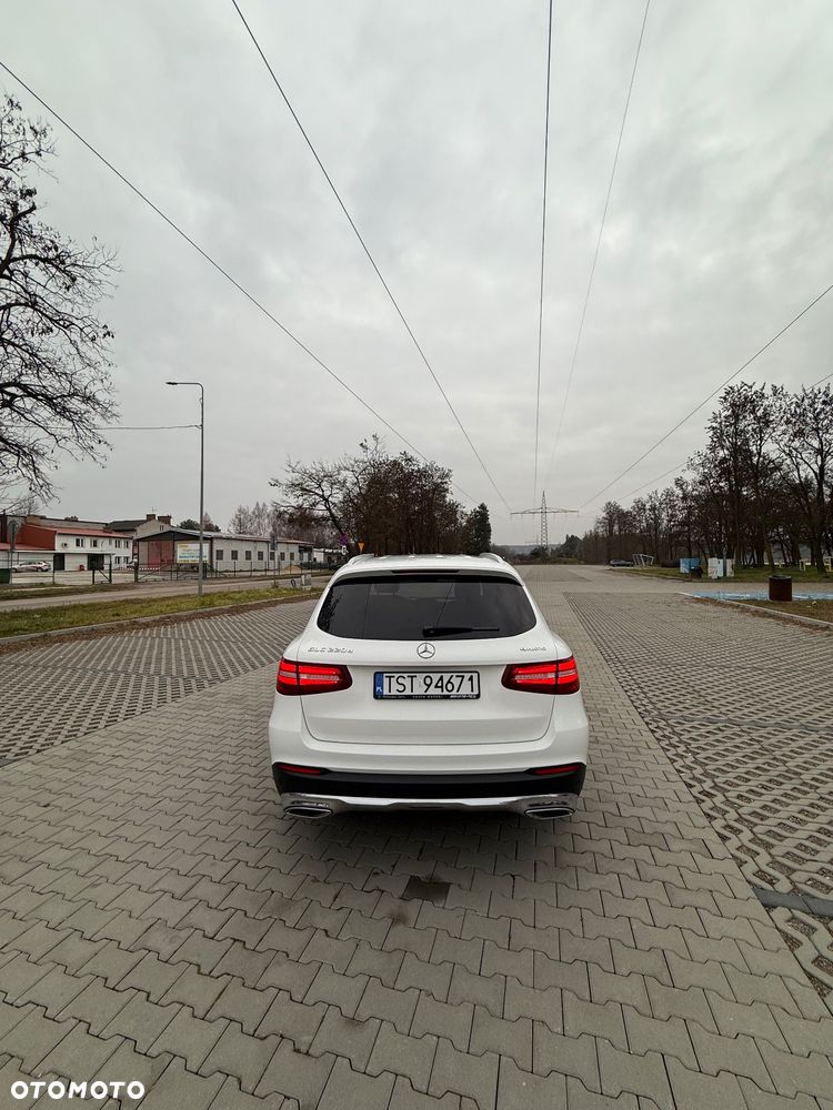 Mercedes-Benz GLC - 13