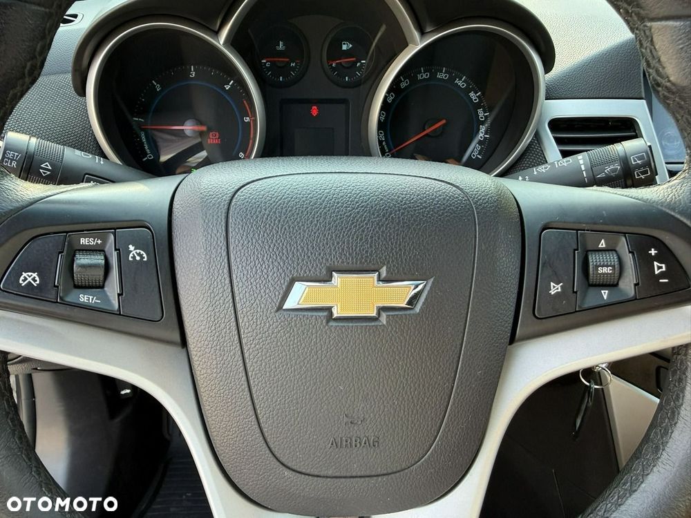 Chevrolet Cruze 2.0 D LT+ - 22
