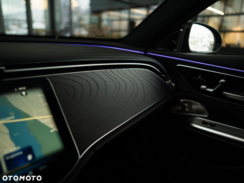 Mercedes-Benz Klasa E - 18