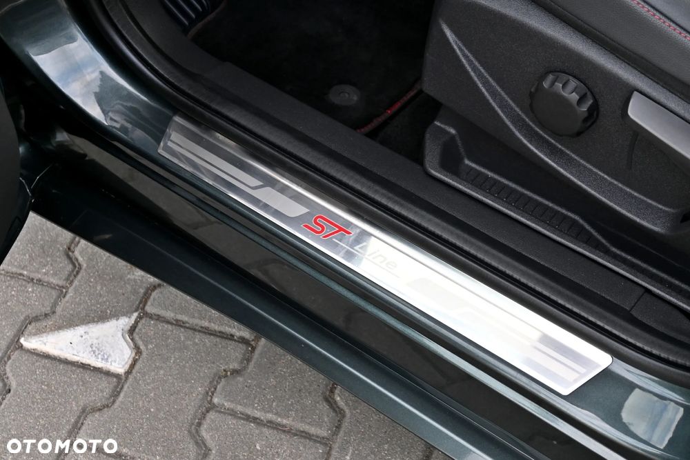 Ford Kuga 2.0 TDCi AWD ST-Line - 29