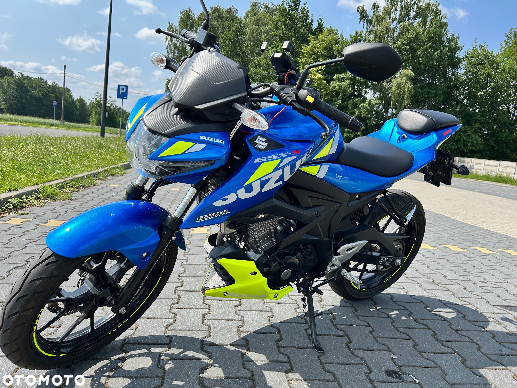 Suzuki GSX - 10