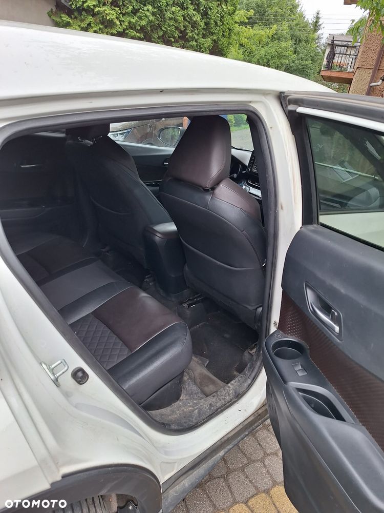 Toyota C-HR - 5