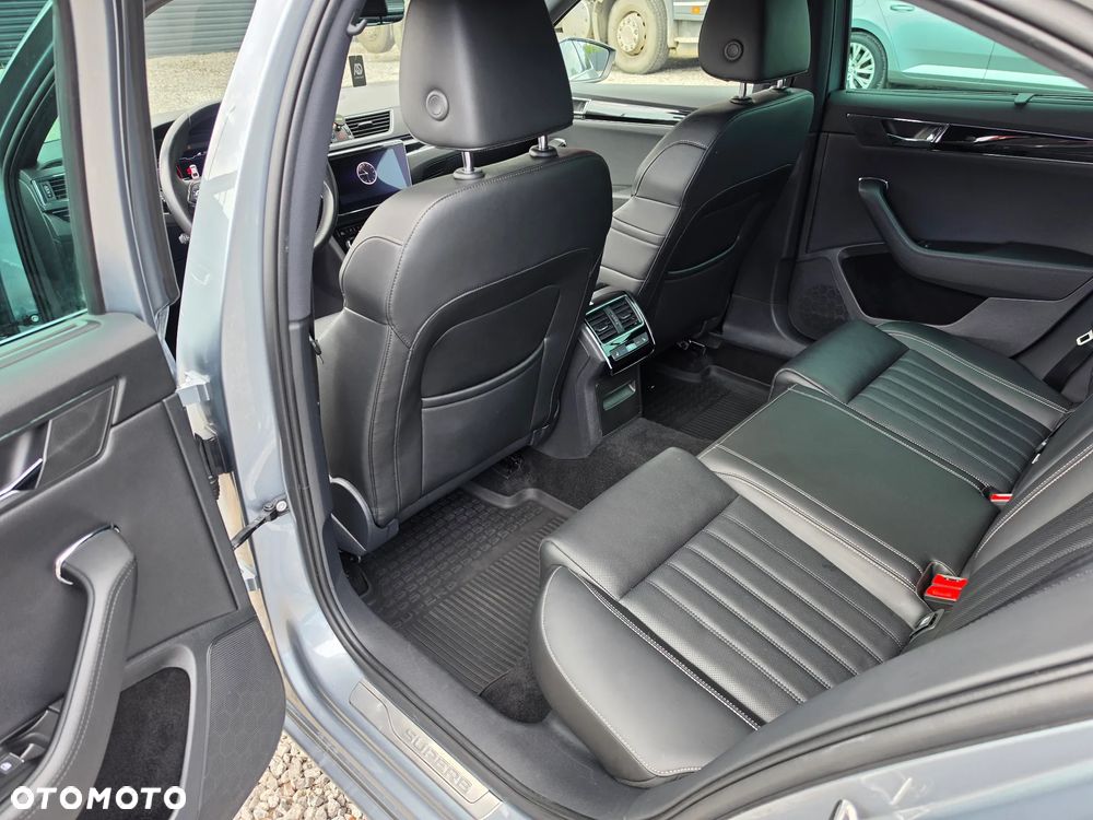Skoda Superb 2.0 TDI SCR L&K DSG - 12