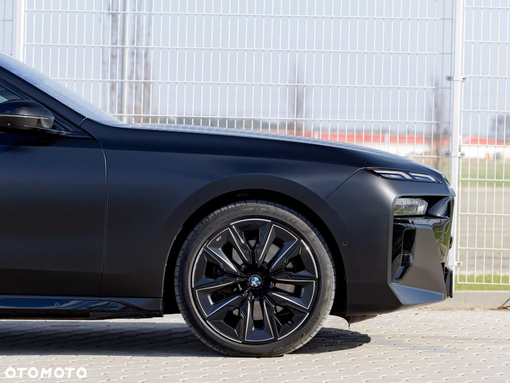 BMW Seria 7 - 7
