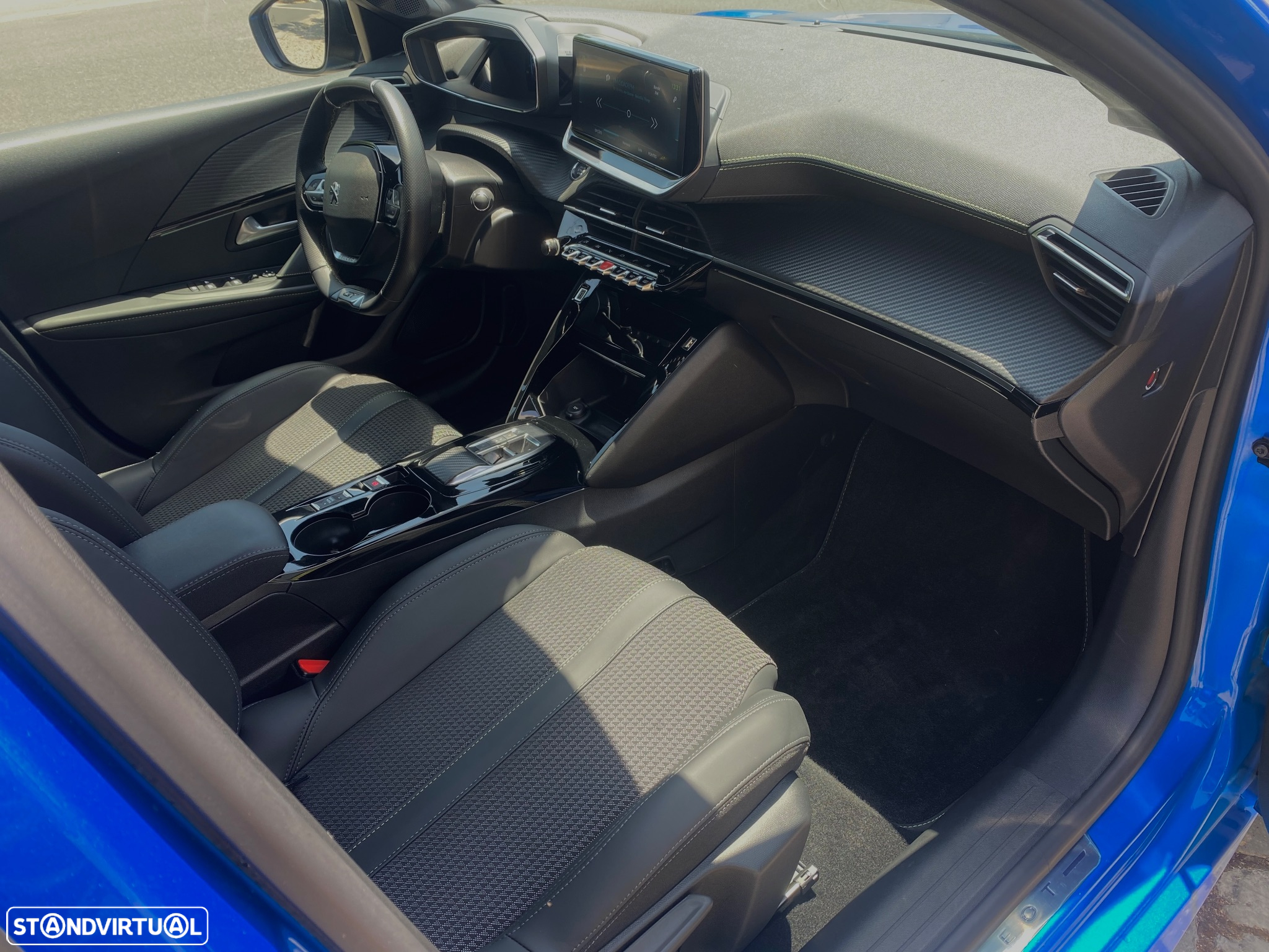 Peugeot e-208 50 kWh GT - 14