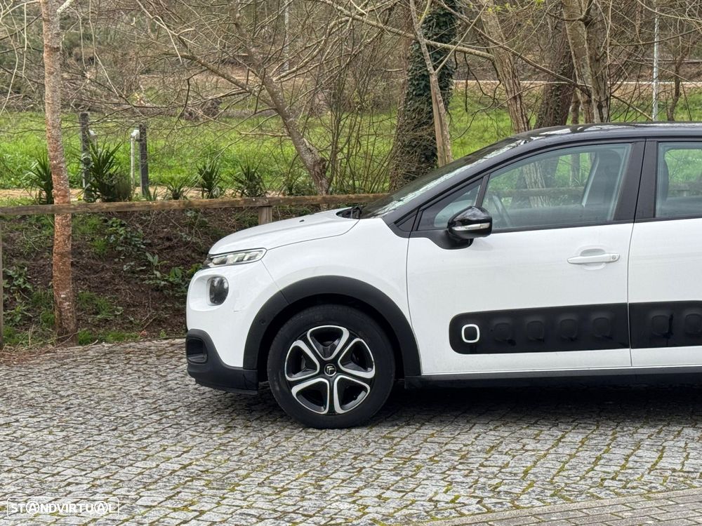 Citroën C3 1.2 PureTech Shine EAT6 - 11