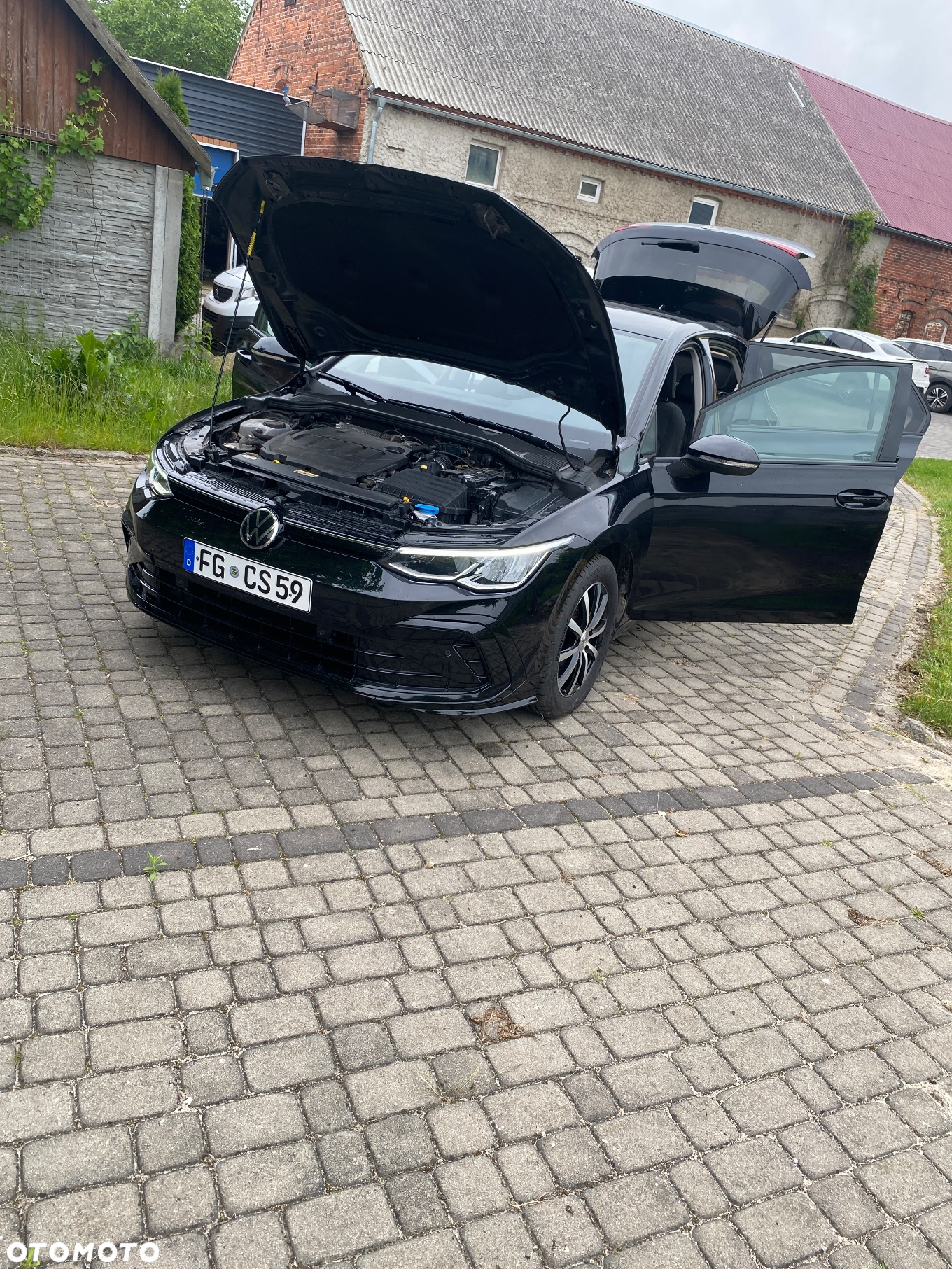 Volkswagen Golf VIII 2.0 TDI - 9