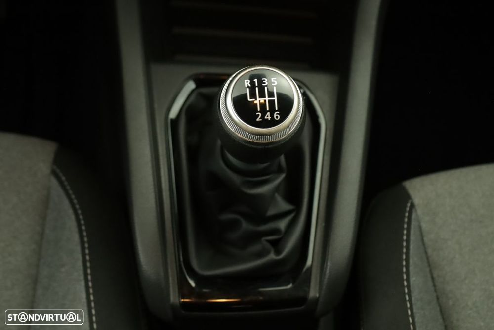 Renault Clio 1.0 TCe Evolution - 14