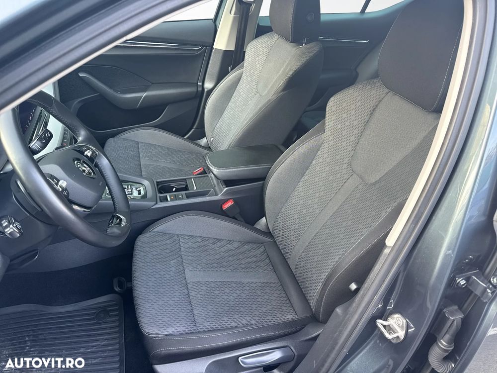 Skoda Octavia 2.0 TDI DSG 4X4 Style - 13