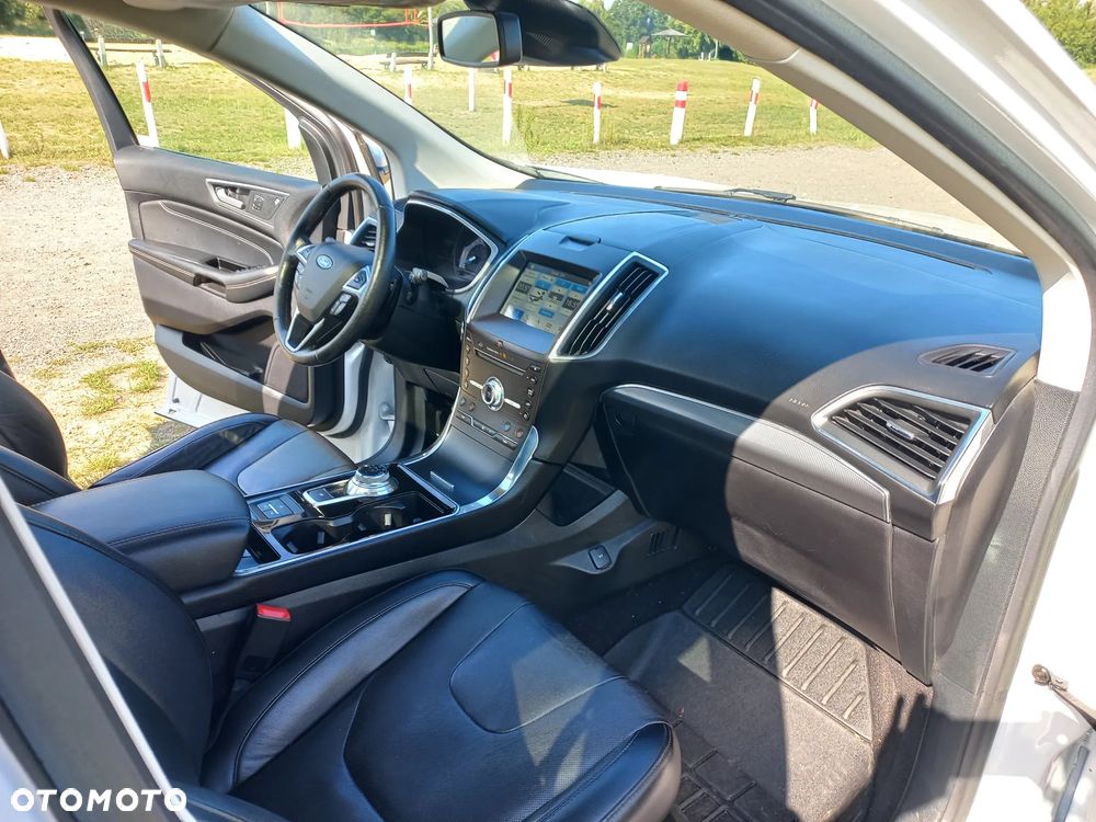 Ford Edge - 22