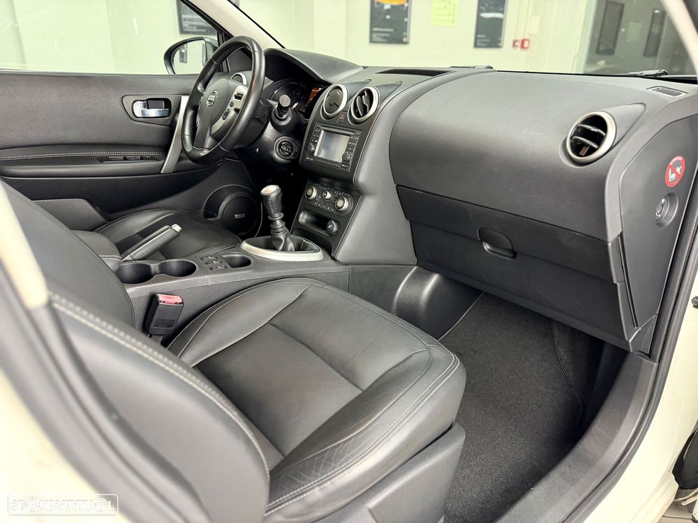 Nissan Qashqai 1.5 dCi Tekna Premium 18 - 25
