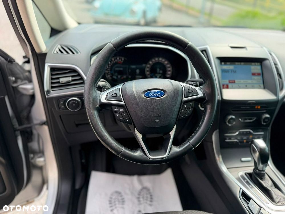 Ford S-Max - 15