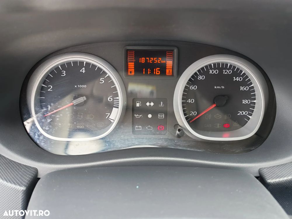 Dacia Duster 1.6 16V 105 4x2 Prestige - 25