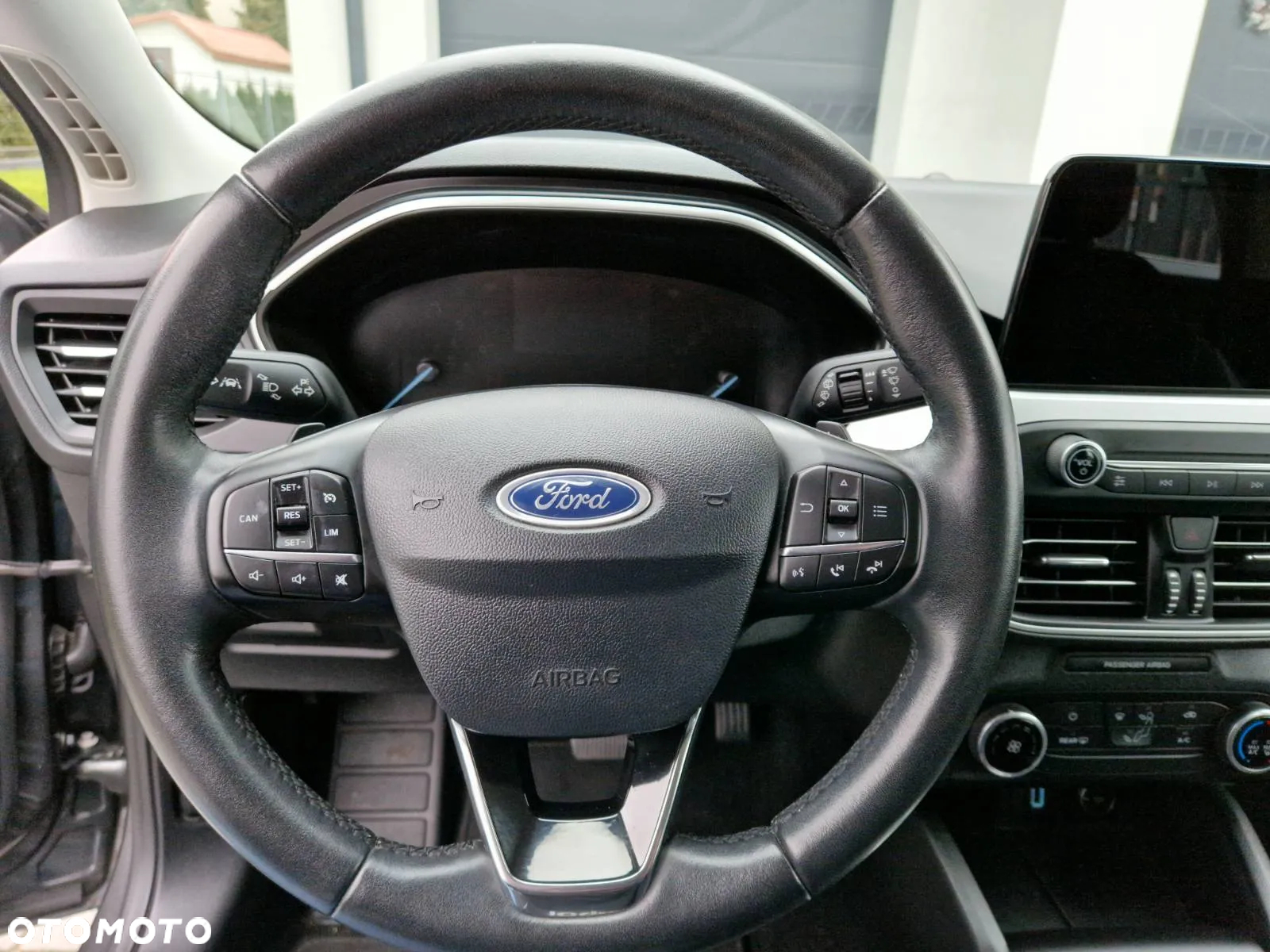 Ford Focus 1.0 EcoBoost Start-Stopp-System Titanium - 24