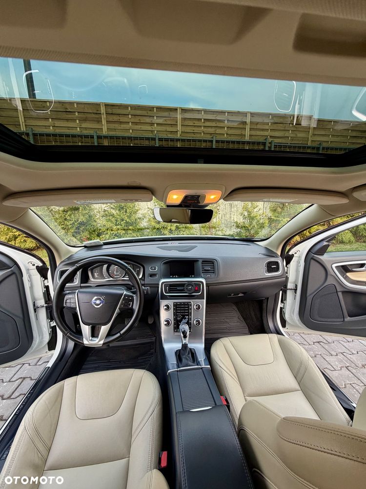 Volvo S60 T5 Geartronic RDesign - 25