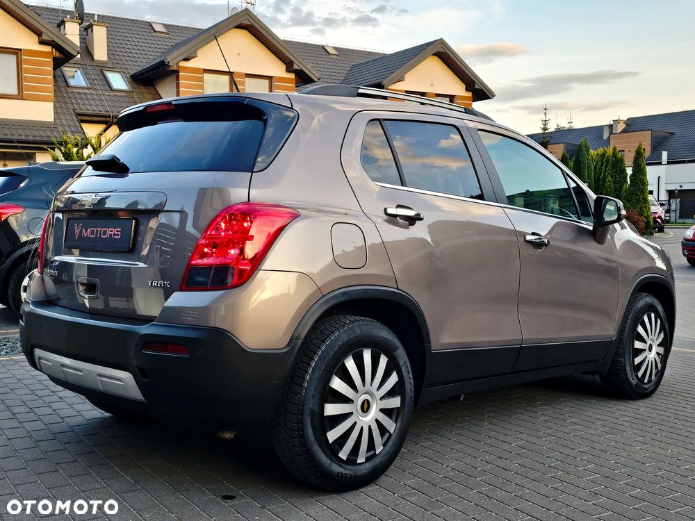 Chevrolet Trax 1.6 LT - 26