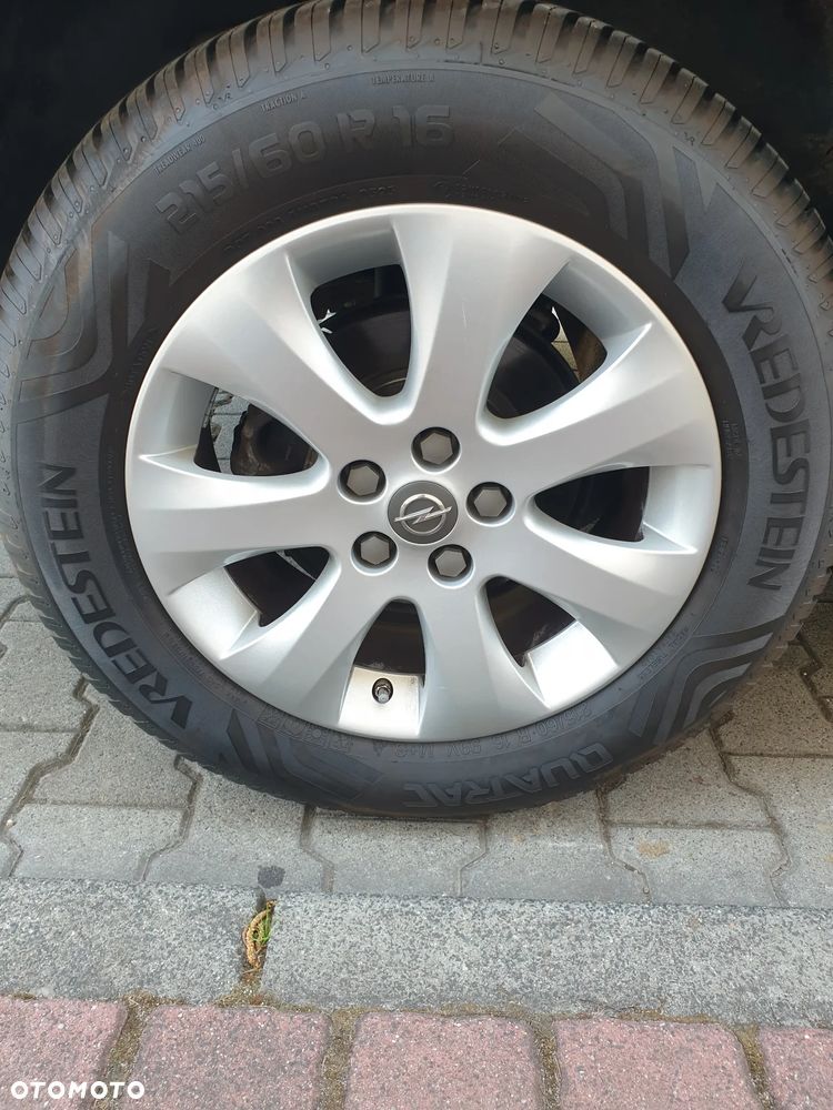 Opel Astra 1.4 Turbo Cosmo - 40