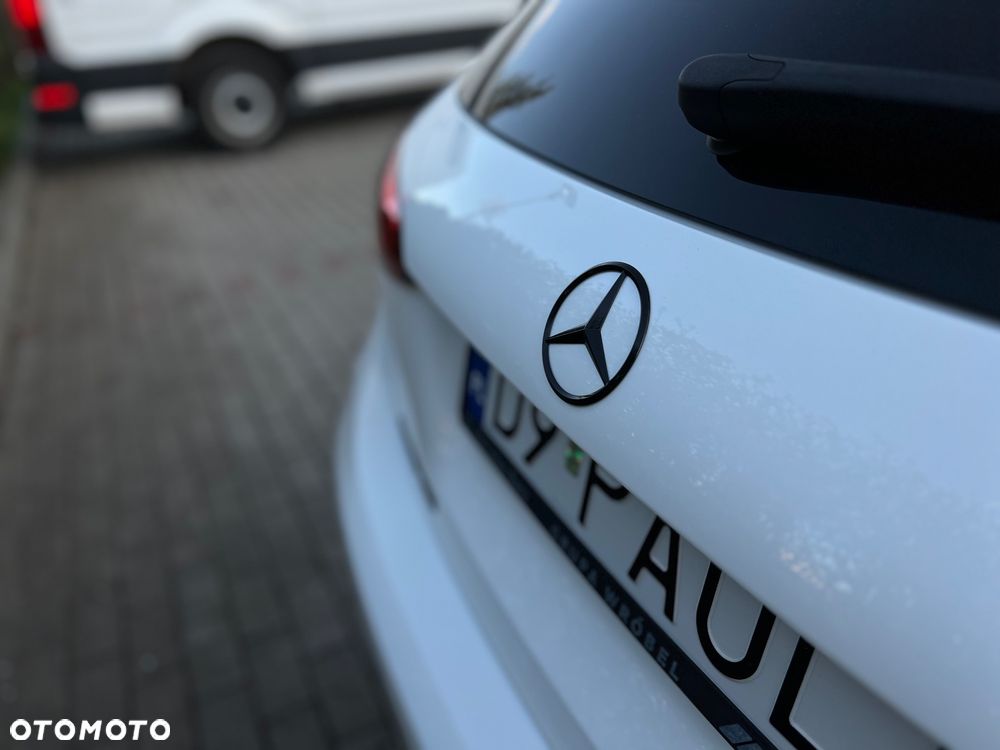 Mercedes-Benz Klasa A 180 7G-DCT AMG Line - 40