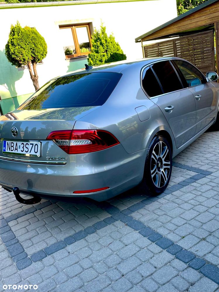 Skoda Superb 1.8 TSI Elegance DSG - 7
