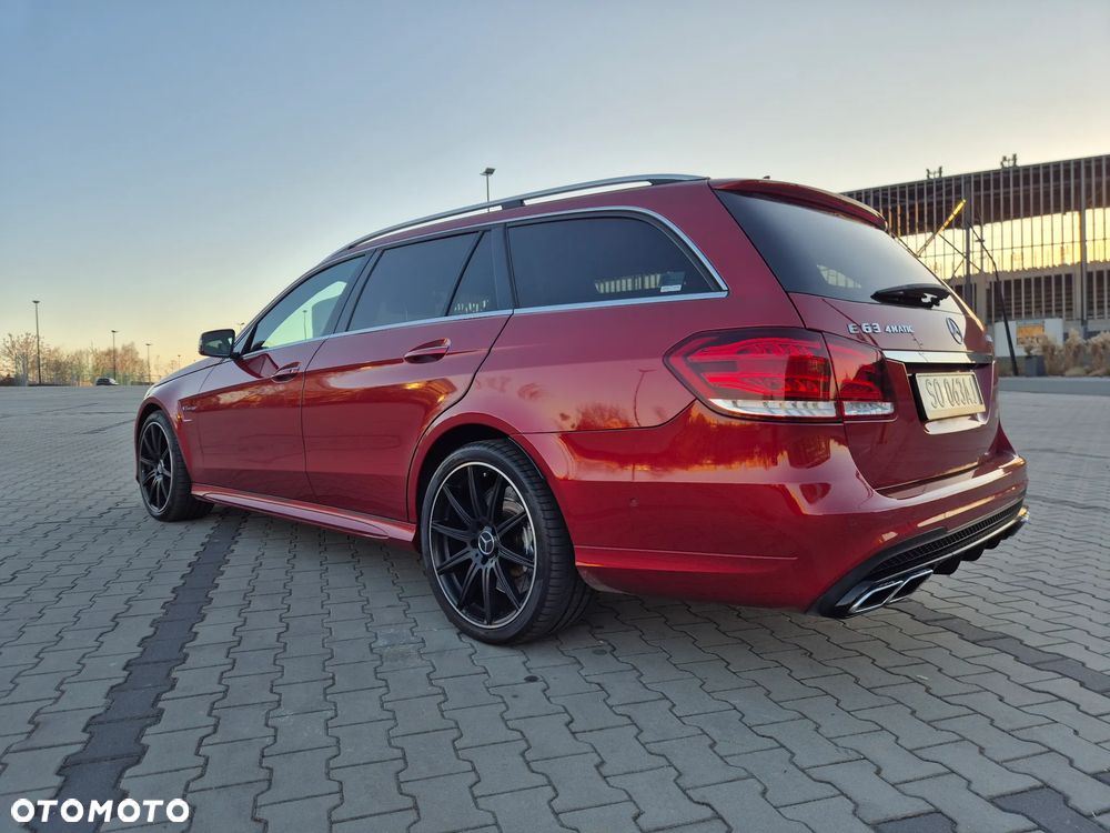 Mercedes-Benz Klasa E 63 AMG 4Matic AMG Speedshift MCT - 24
