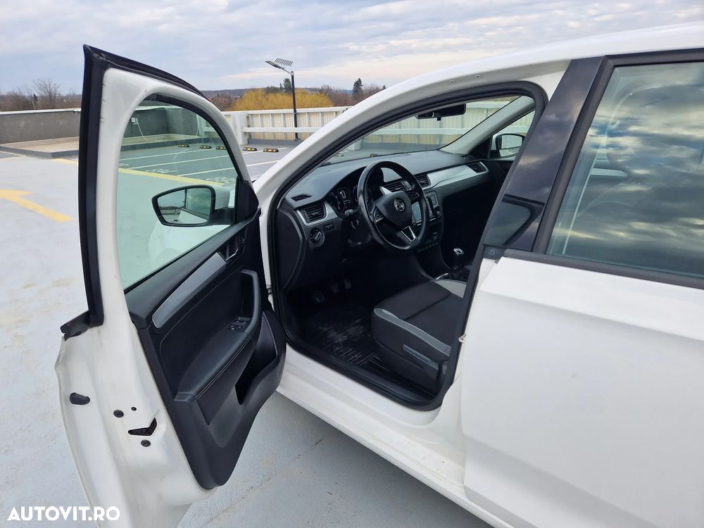 Skoda RAPID 1.0 TSI Active - 16