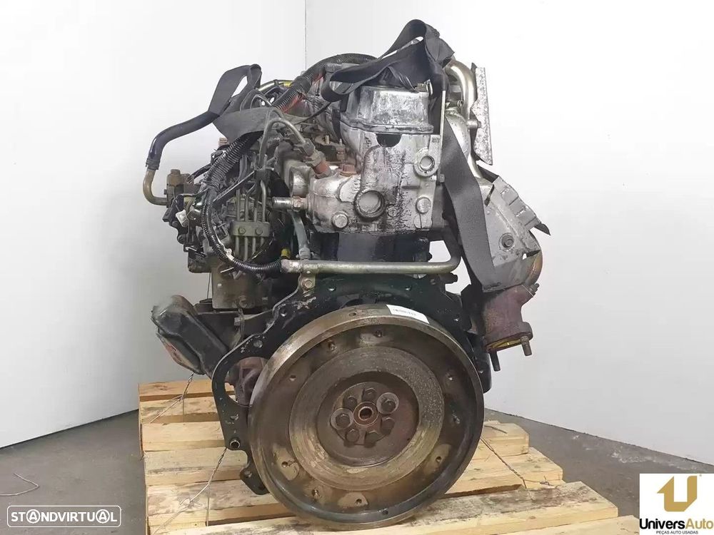 MOTOR COMPLETO MITSUBISHI L 200 2001 -4M40 - 3