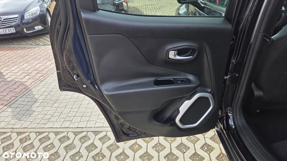 Jeep Renegade 1.4 MultiAir Limited - 26