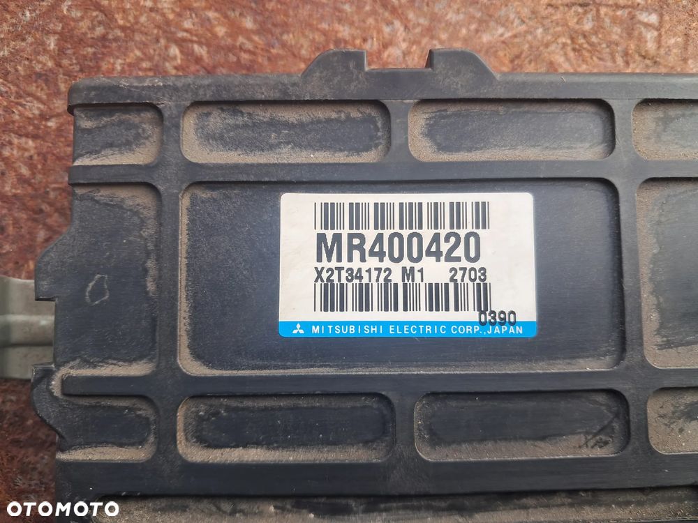 Mitsubishi Pajero 3.2 Diesel Moduł sterownik komputera MR400420 - 2