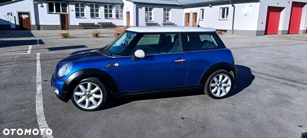 MINI Cooper Standard - 18