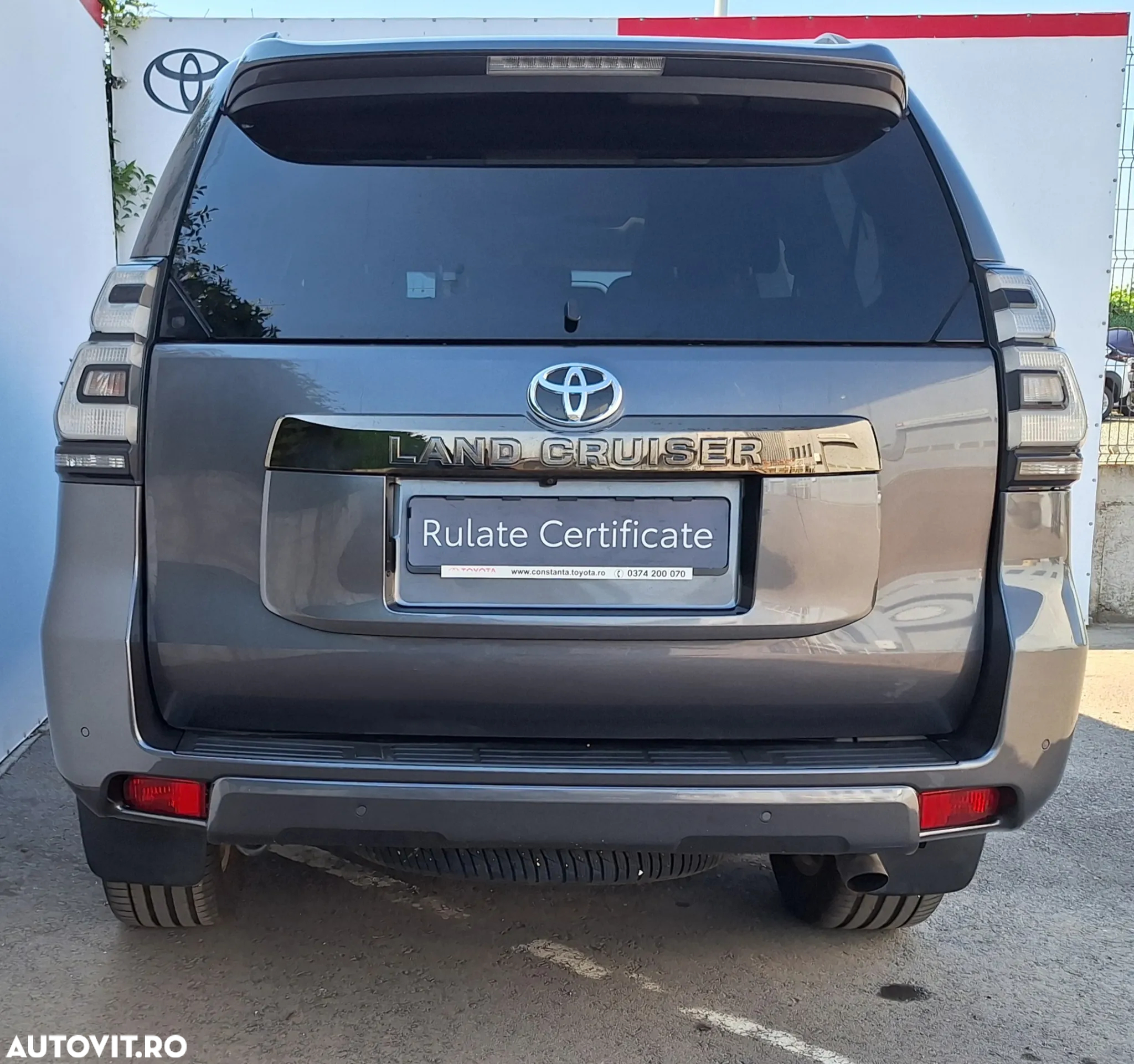 Toyota Land Cruiser 2.8l D-4D 204 CP A/T 7 locuri Luxury AVS Black - 6