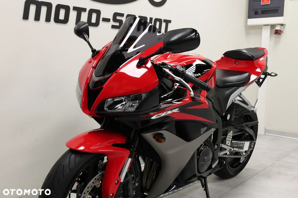 Honda CBR - 13