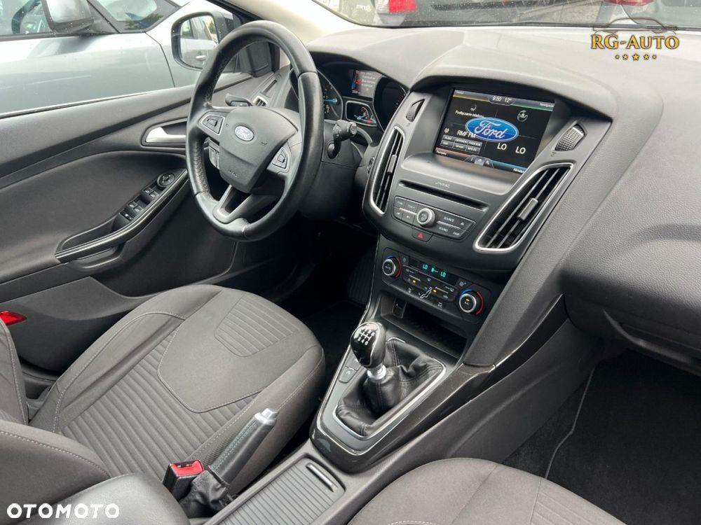 Ford Focus - 40