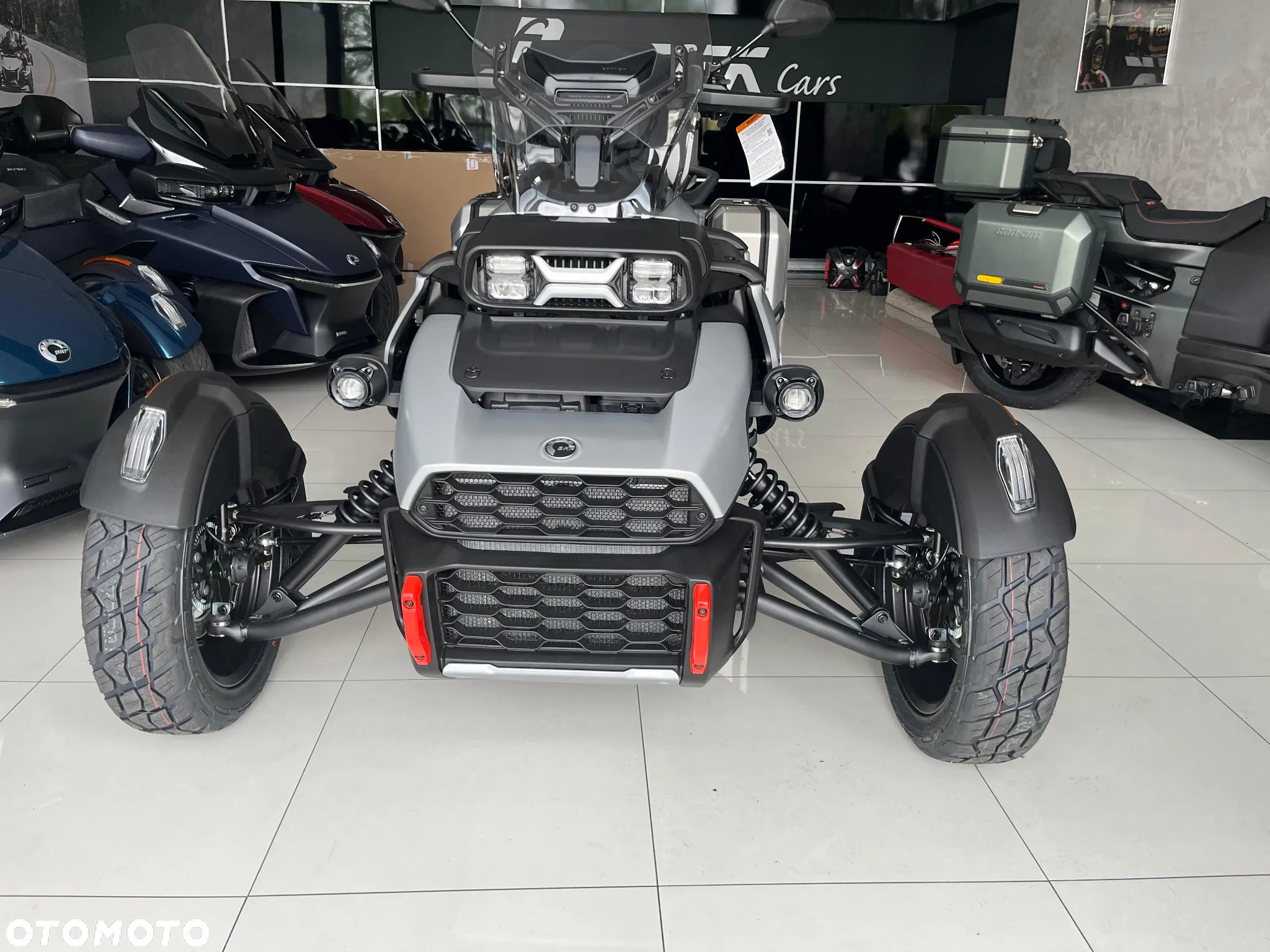 Can-Am Spyder - 3