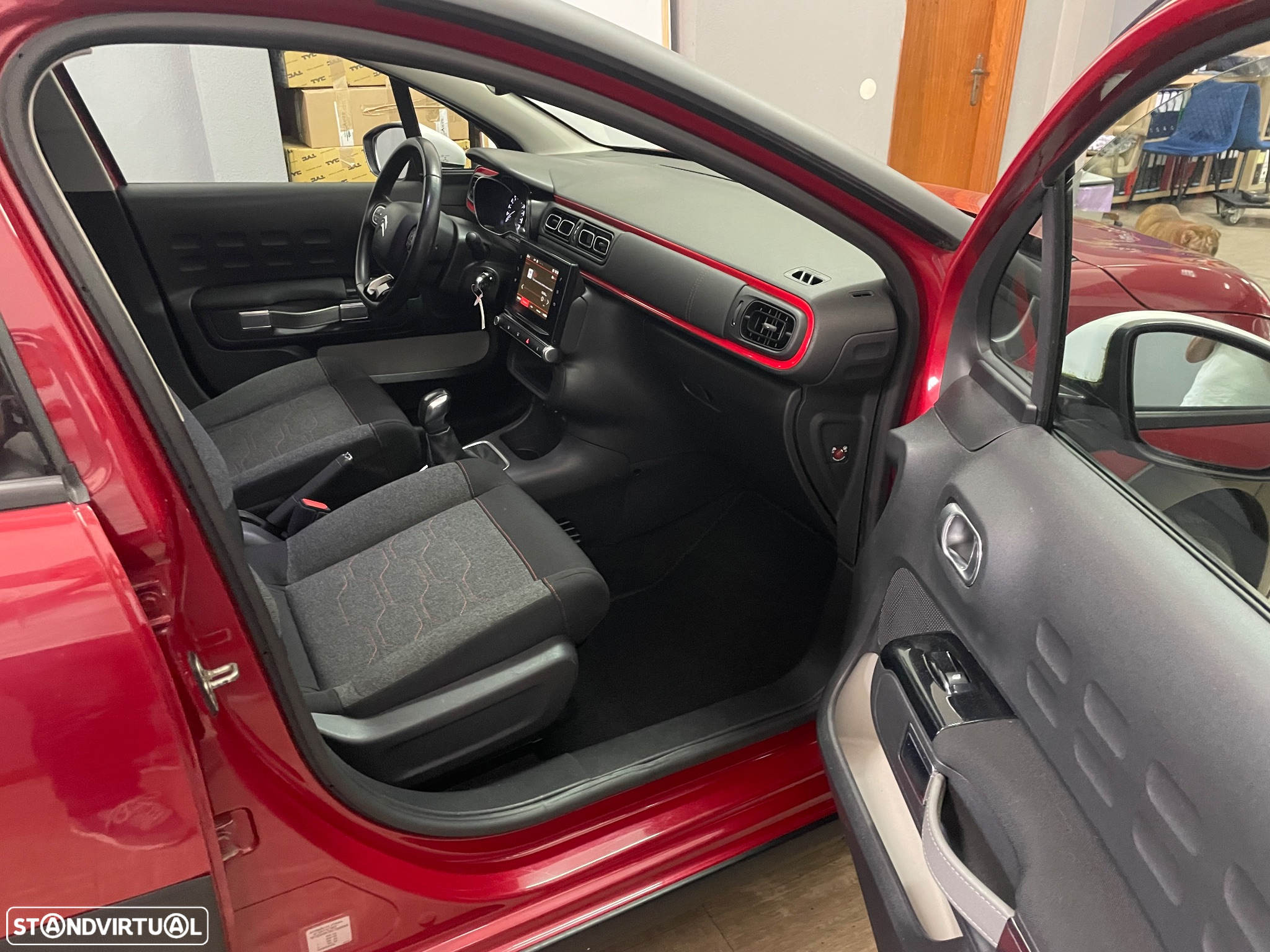 Citroën C3 Pure Tech Shine - 14