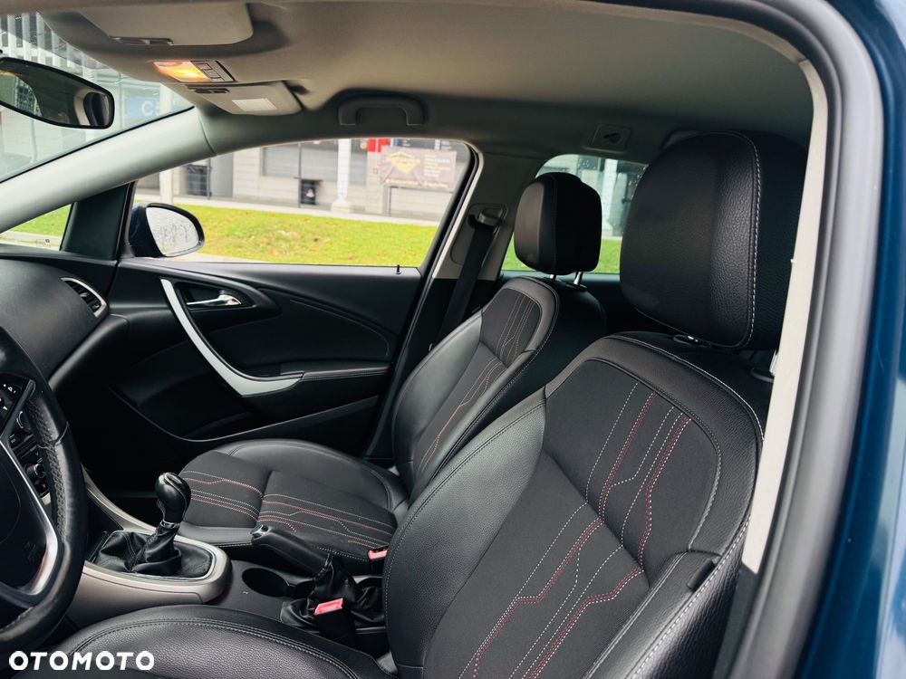 Opel Astra ver-1-4-turbo-150-jahre - 31