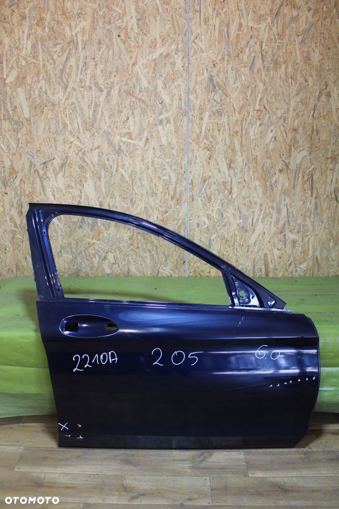 Drzwi Mercedes C Klasa W205 2014-2021r. przód prawy - 1