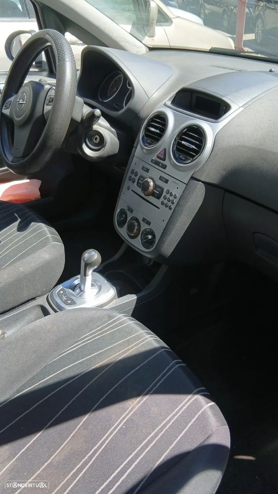 Opel Corsa 1.2 Enjoy Easytronic 125g - 8