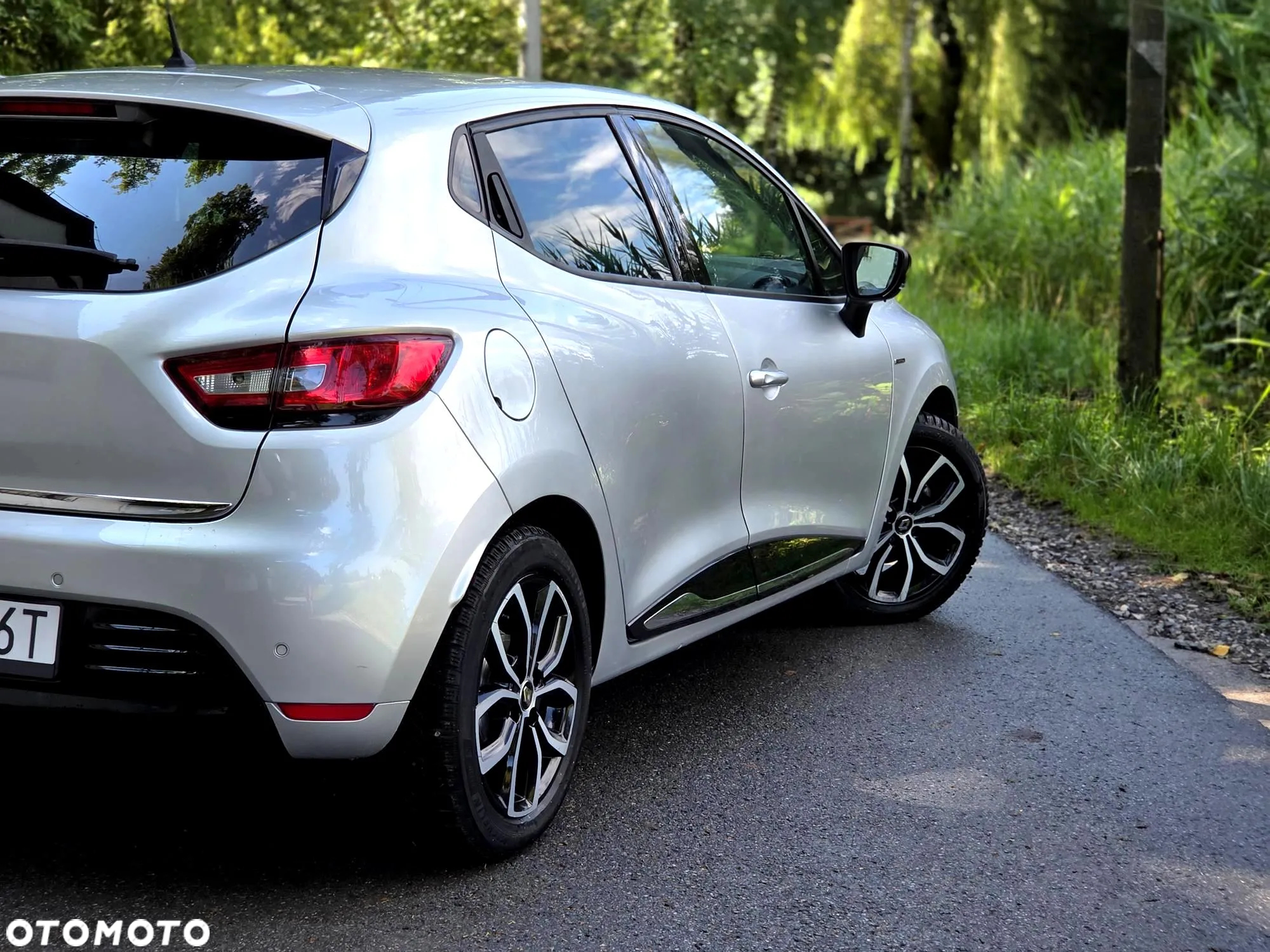 Renault Clio 0.9 Energy TCe Limited - 12