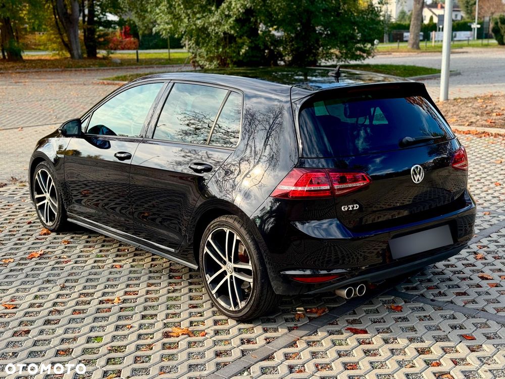 Volkswagen Golf 2.0 TDI BMT GTD DSG - 5