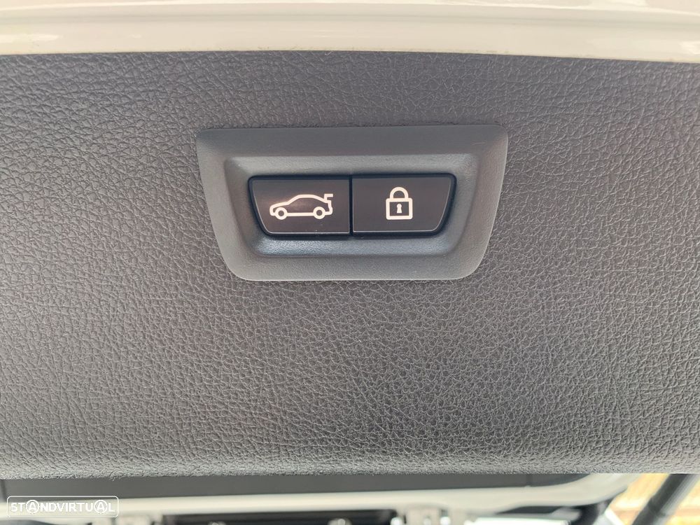 BMW 320 d Pack M Shadow Auto - 41