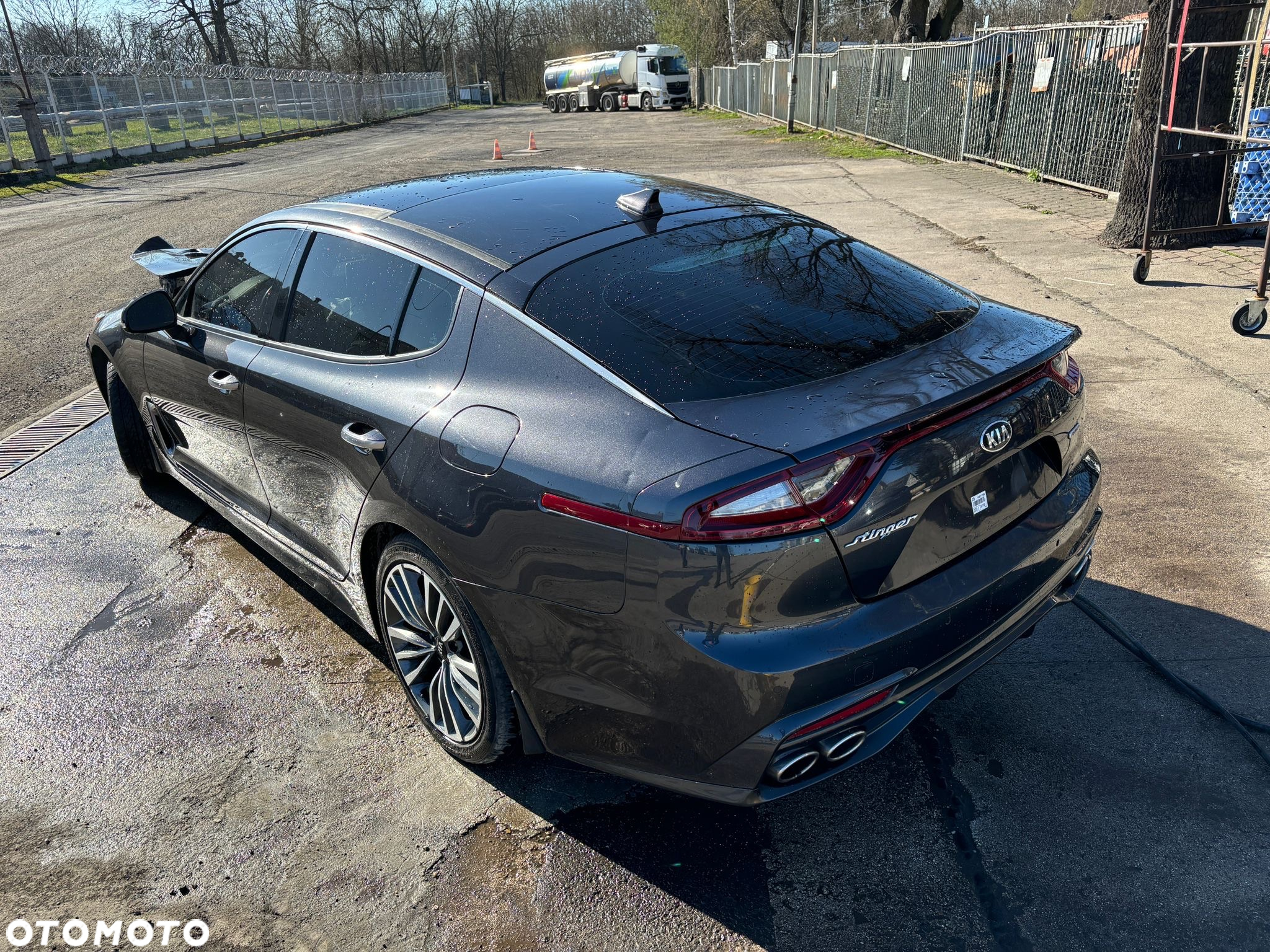Kia Stinger 2.0 T-GDI GT Line - 12