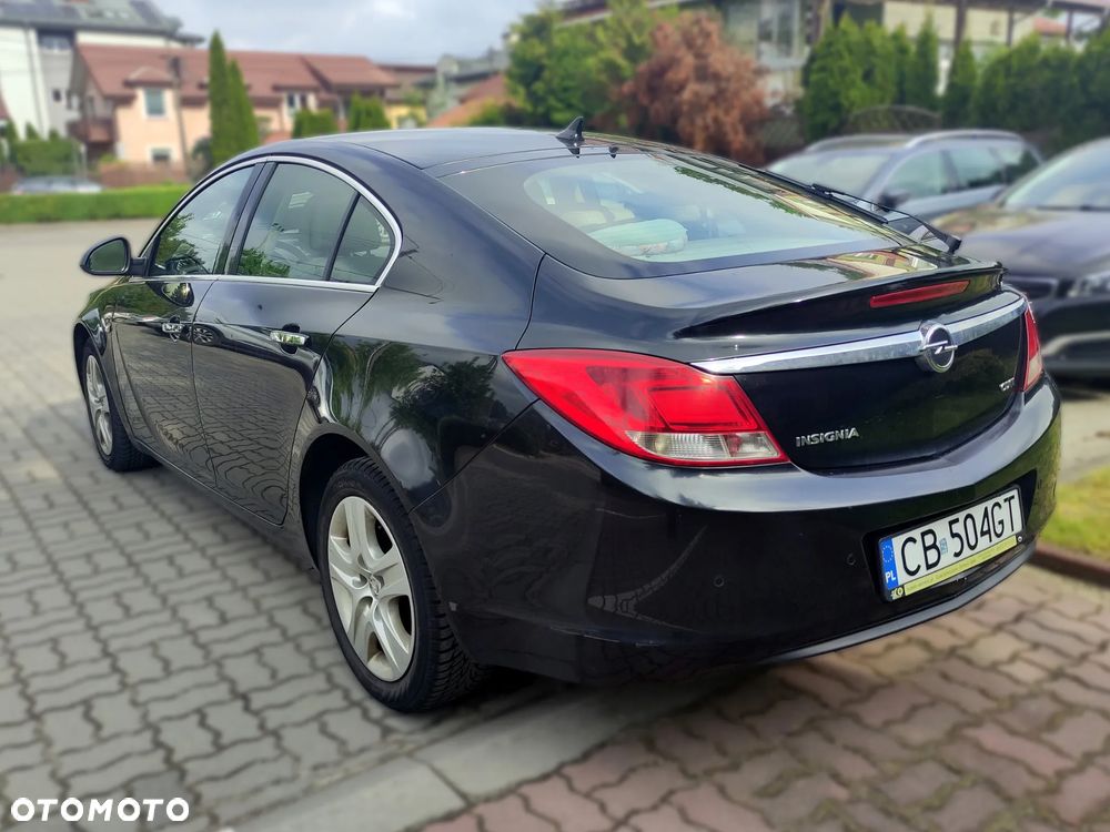 Opel Insignia 2.0 CDTI Cosmo - 11